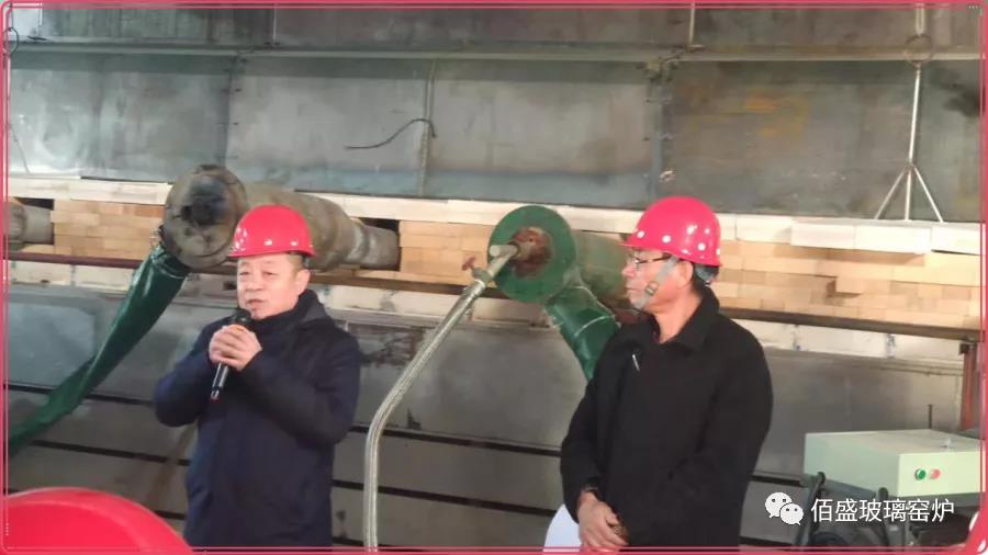 成年人免费看片