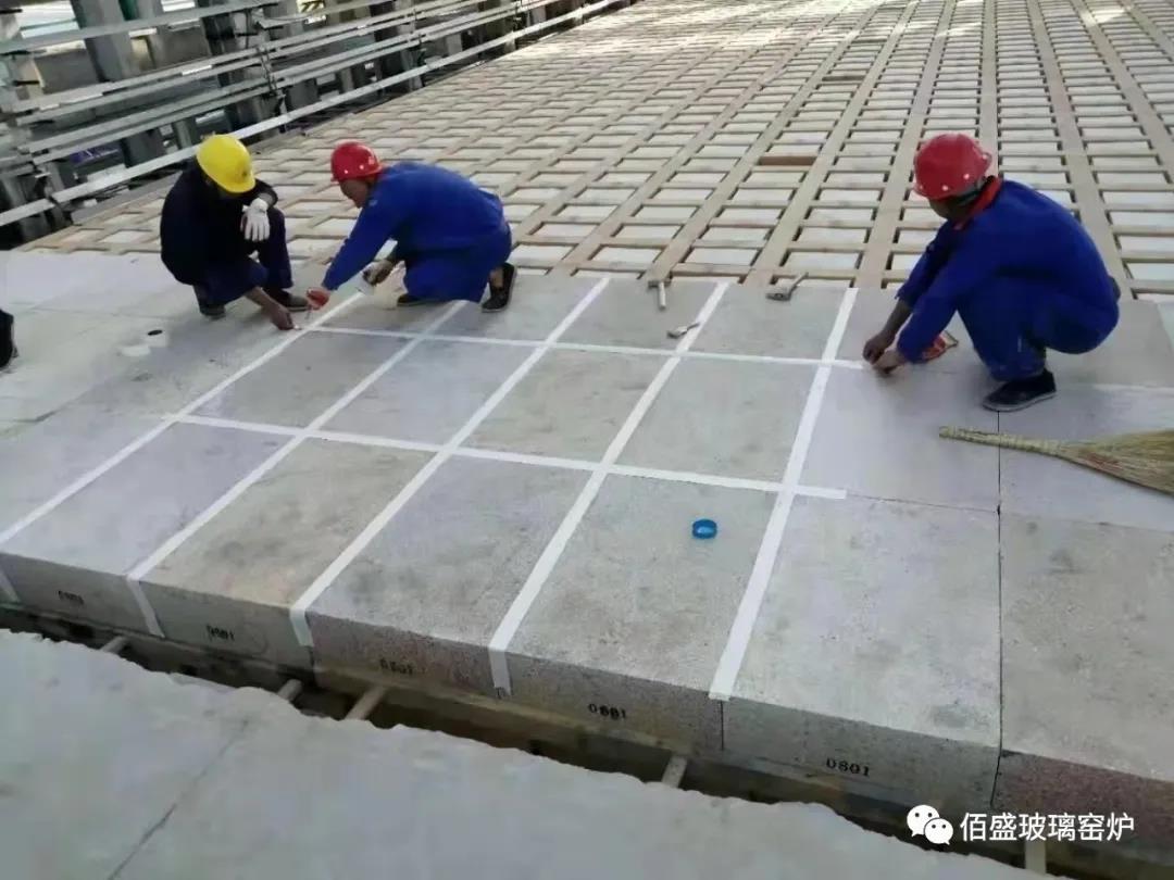 成年人免费看片